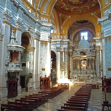 Amdg Albergue *