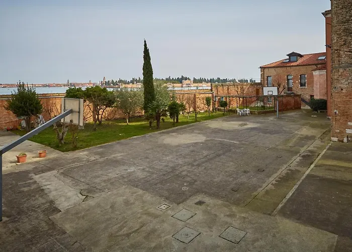 Amdg
