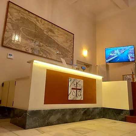 Hostel Amdg Velence
