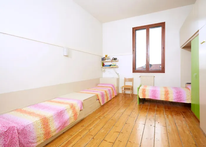 بيت شباب Amdg